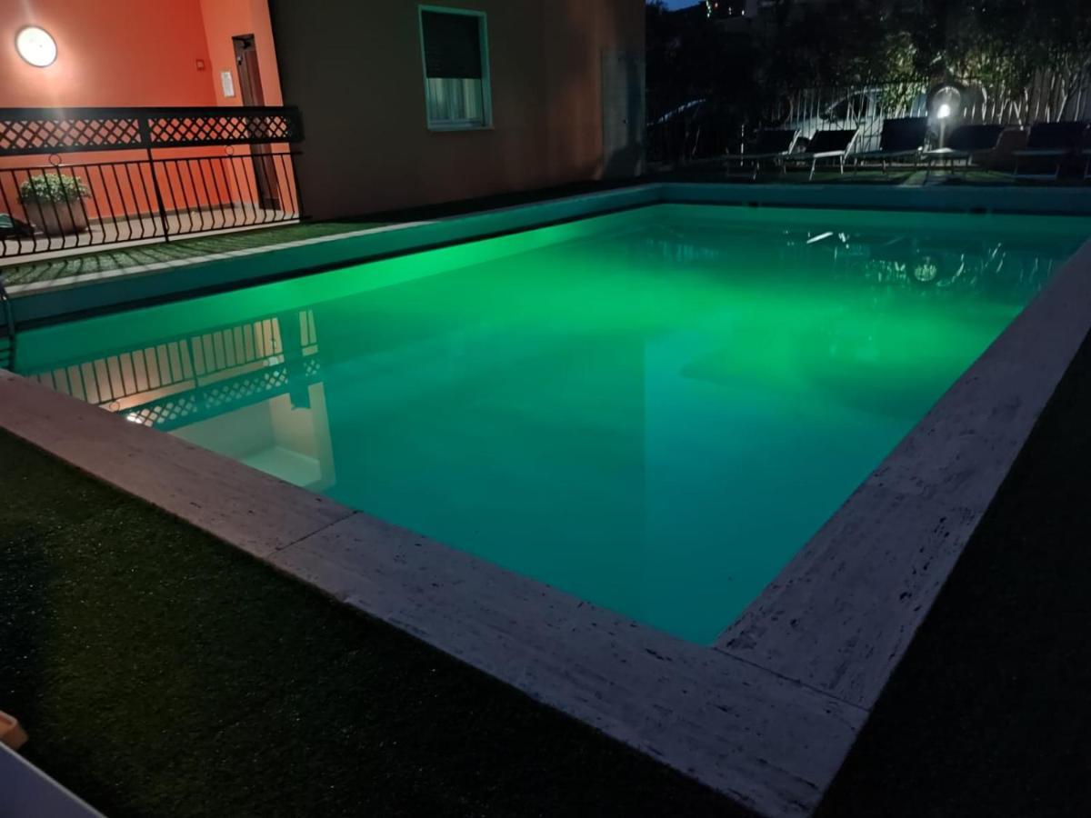 Albergo Villa Mimosa Torbole Sul Garda Exteriér fotografie