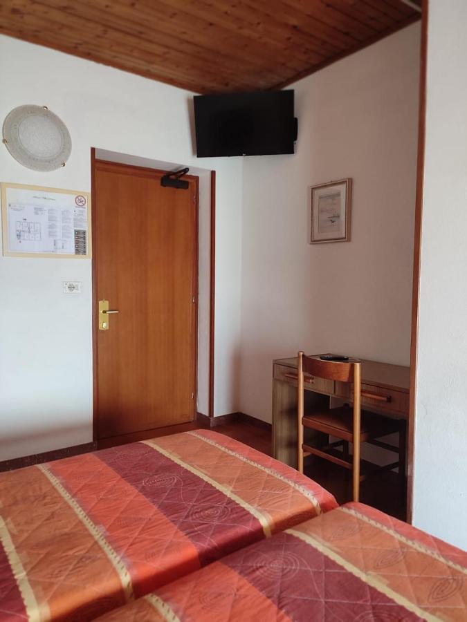 Albergo Villa Mimosa Torbole Sul Garda Exteriér fotografie