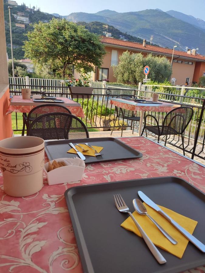 Albergo Villa Mimosa Torbole Sul Garda Exteriér fotografie